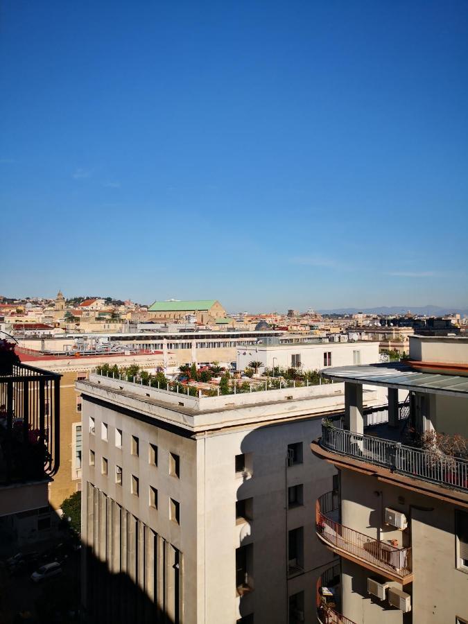 Heart Napoli Apartment Bagian luar foto