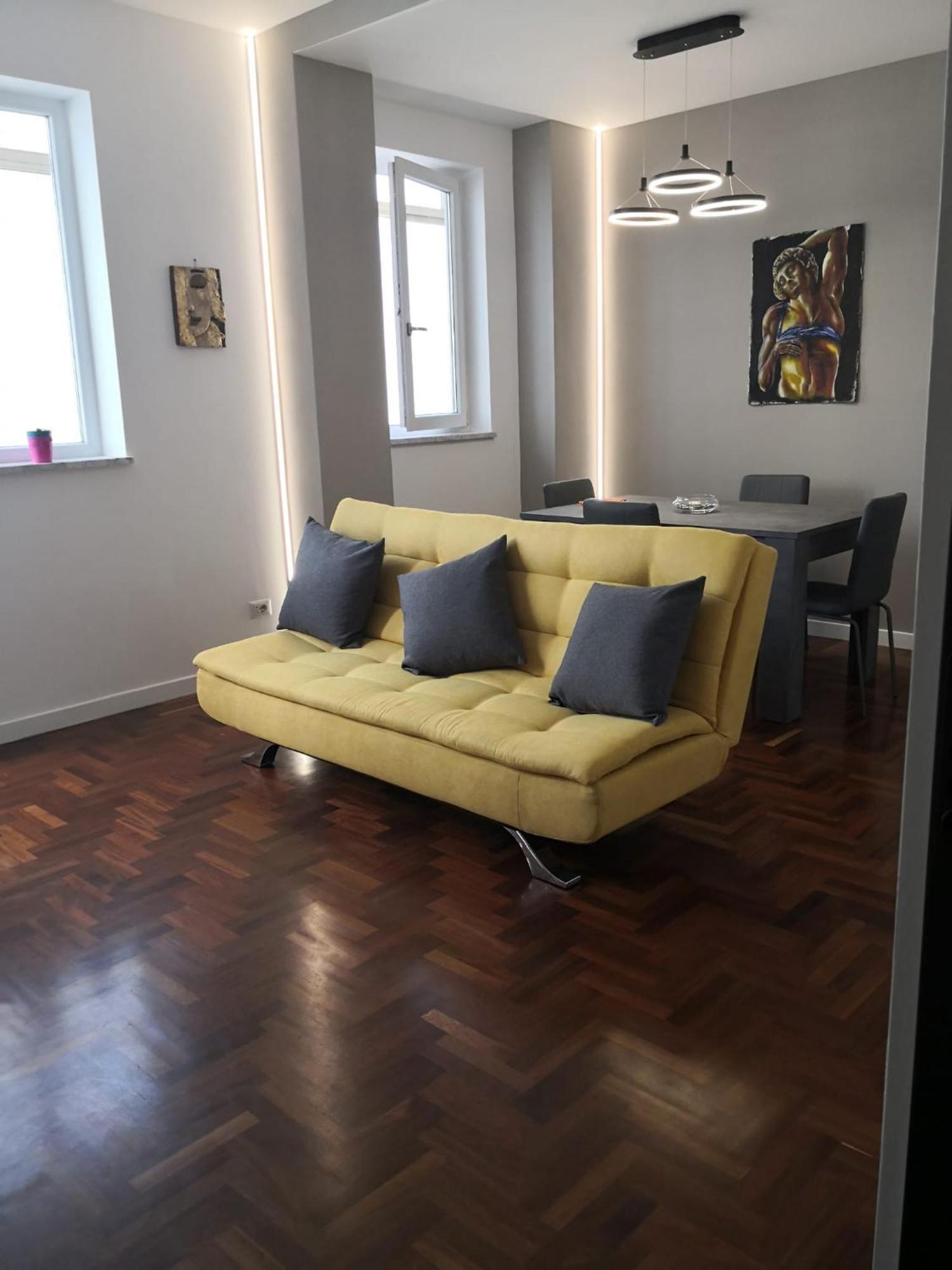 Heart Napoli Apartment Bagian luar foto